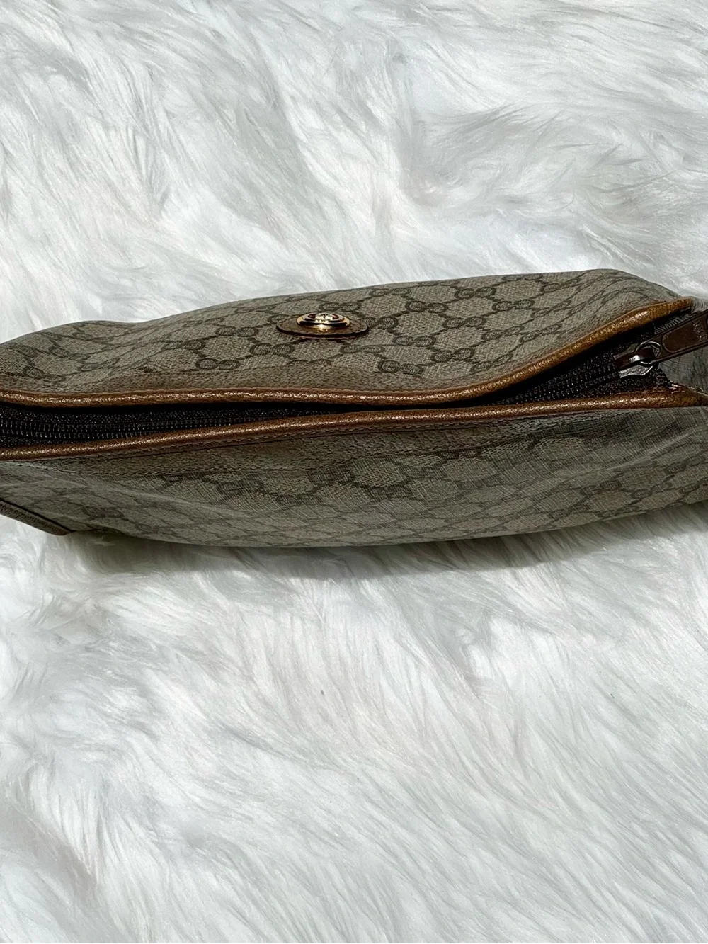 Gucci GG Clutch VTG Zipper closure tan 8x10x3” unisex - Picture 9 of 17